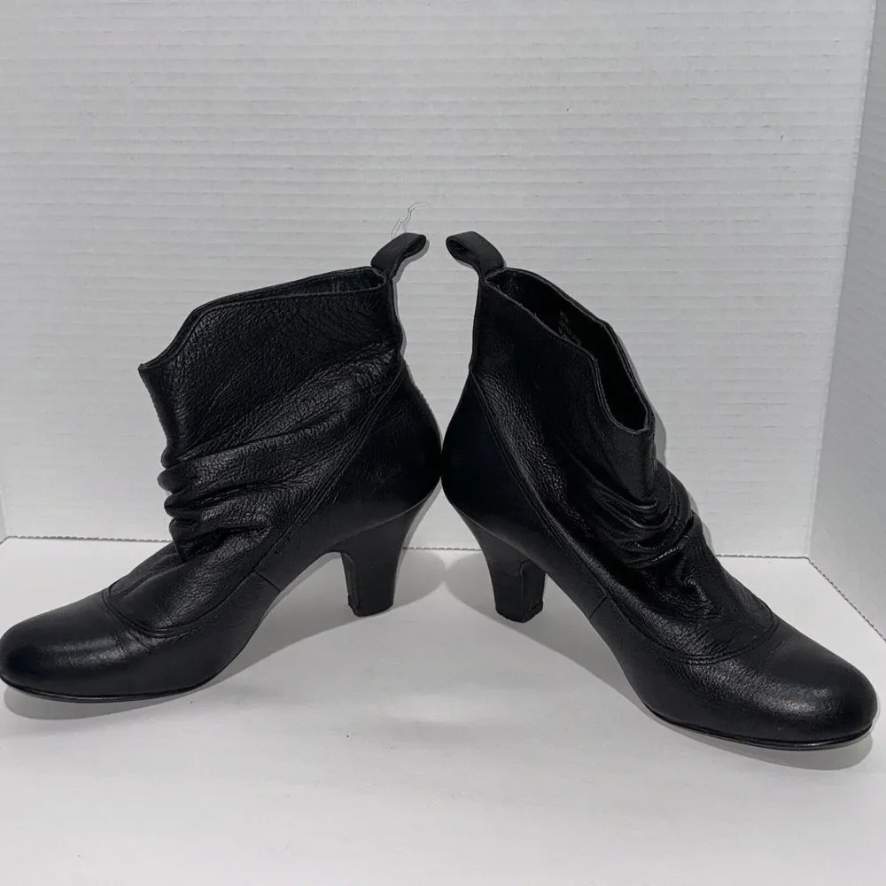 Steve Madden Betsey Booties Women 6.5 Black Leather Slouchy‎ Ruched Ankle Boots
